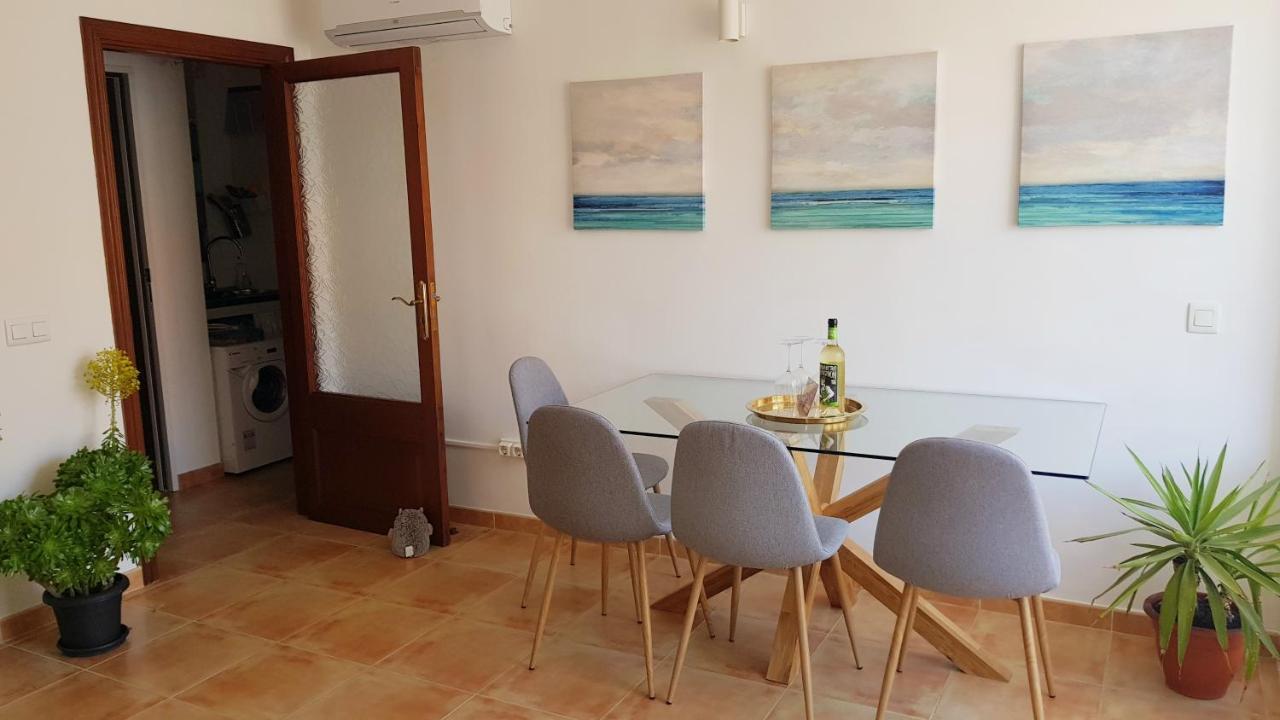 Sonne & Meerblick Aus 40 Grad Heissem Whirlpool Geniessen - Zentral Am Hafen Und Dennoch Ruhig Cala Ratjada  Extérieur photo